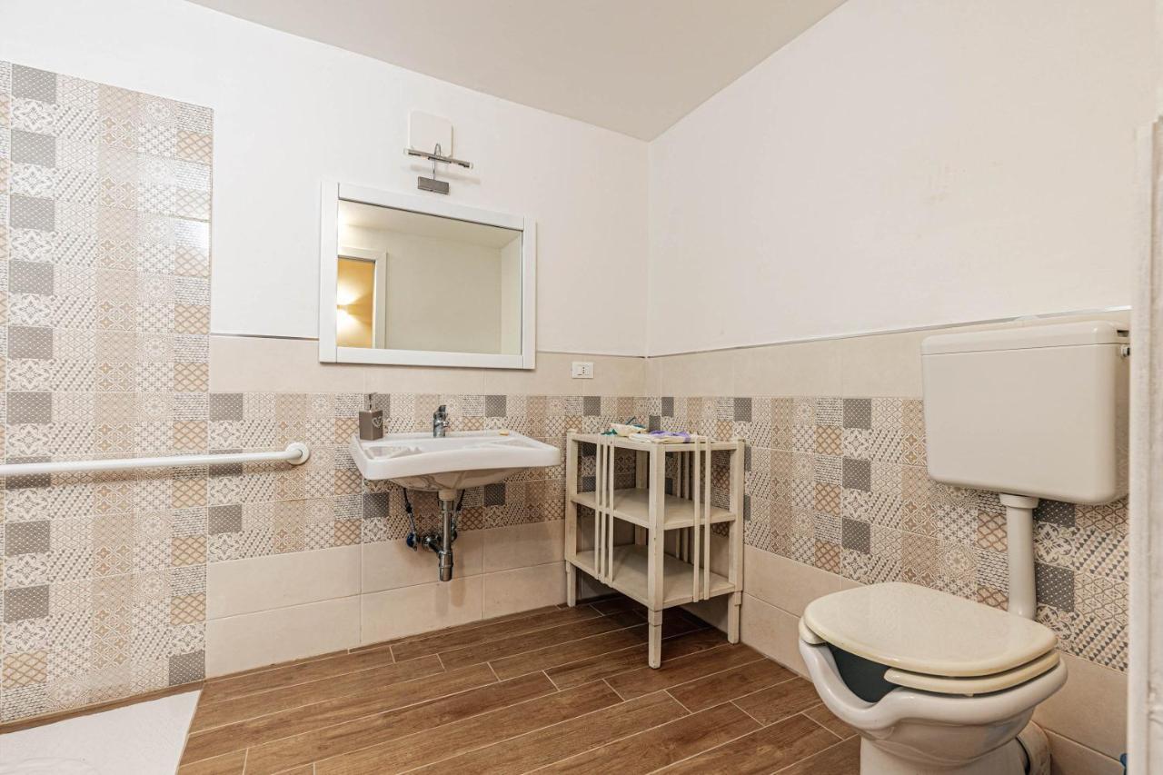 פלרמו Giulio Cesare 14, Residence מראה חיצוני תמונה